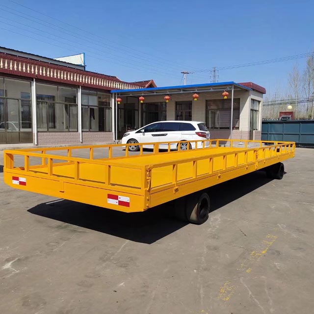 低圍欄拖車(chē)